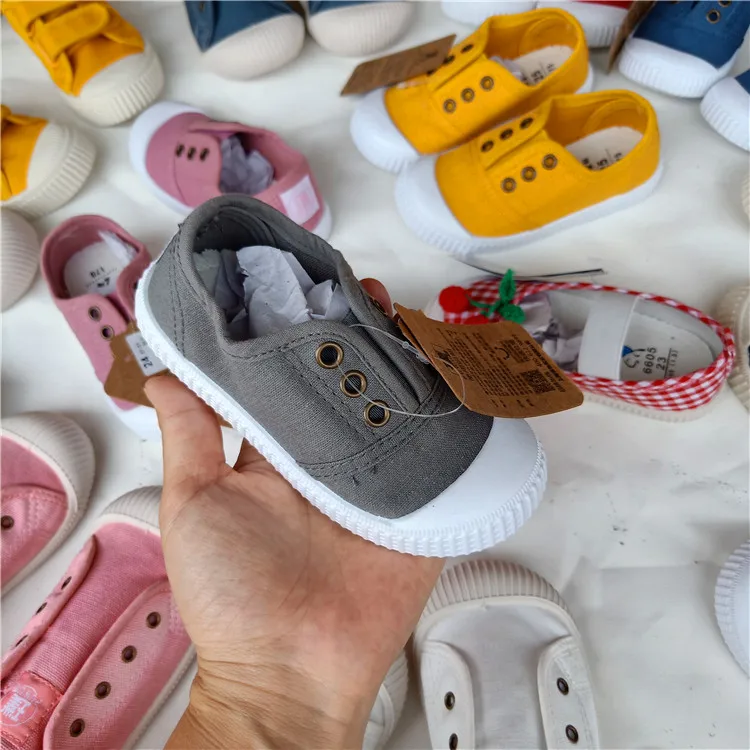 

Mixed style children's shoes Breathable and comfortable children's shoes Fashion canvas shoes