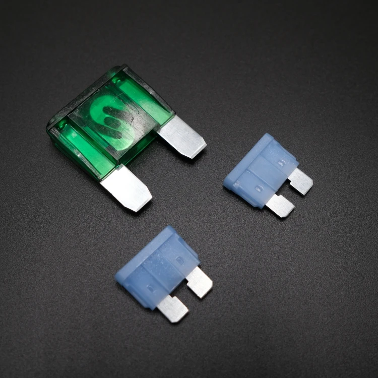 Inline Blade Fuse Water Resistant Car Auto Blade Fuse Kit 3a 5a 7.5a