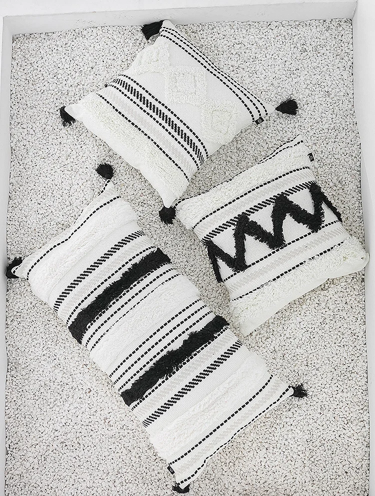 
Nordic style Moroccan black and white fringed pillowcase rest assured 45*45CM pillow sofa backrest factory cheap custom pillow 