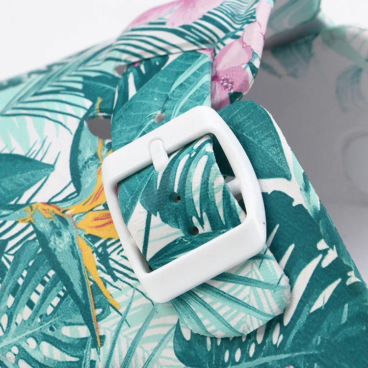 
Wholesale Hot seller Women Clogs Medical Shoes Printing Clogs Men Or Women Slippers 