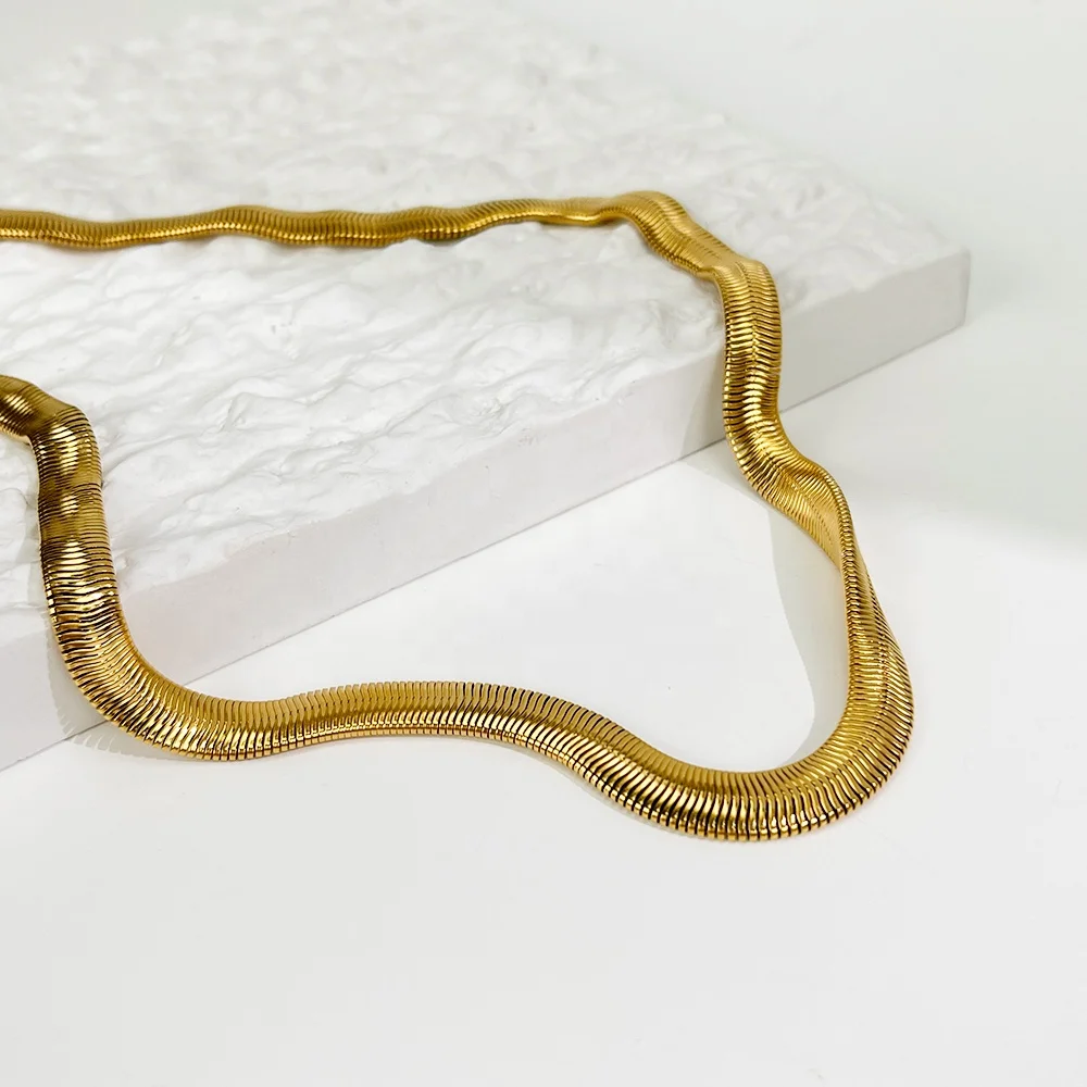 

N0527 18k gold plated titanium steel snake chain necklace 5mm thick punk herringbone choker necklaces minimalist jewelry