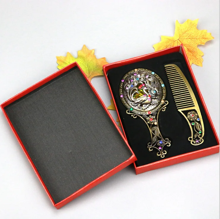 

Hollow makeup mirror comb set Retro ladies dressing mirror comb 2 piece set holiday gifts wholesale, Mix flower design
