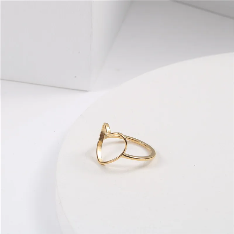 

High End 18k Gold Plated Stainless Steel Hollow Out Heart Women Love Rings
