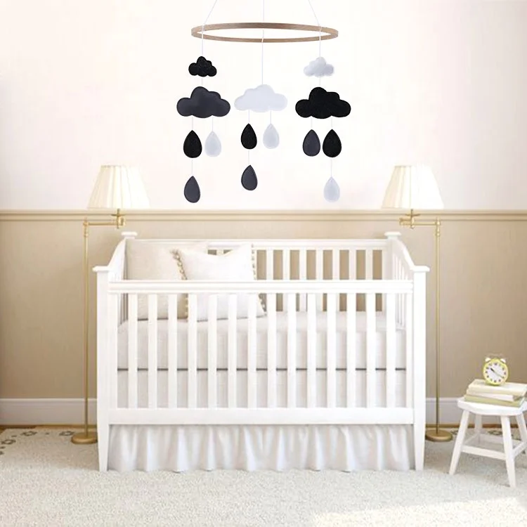 
Indoor Hanging Toys Baby Crib Mobile Nursery Room Decor Cloud Cot Mobile Monochrome Felt Baby Mobile 