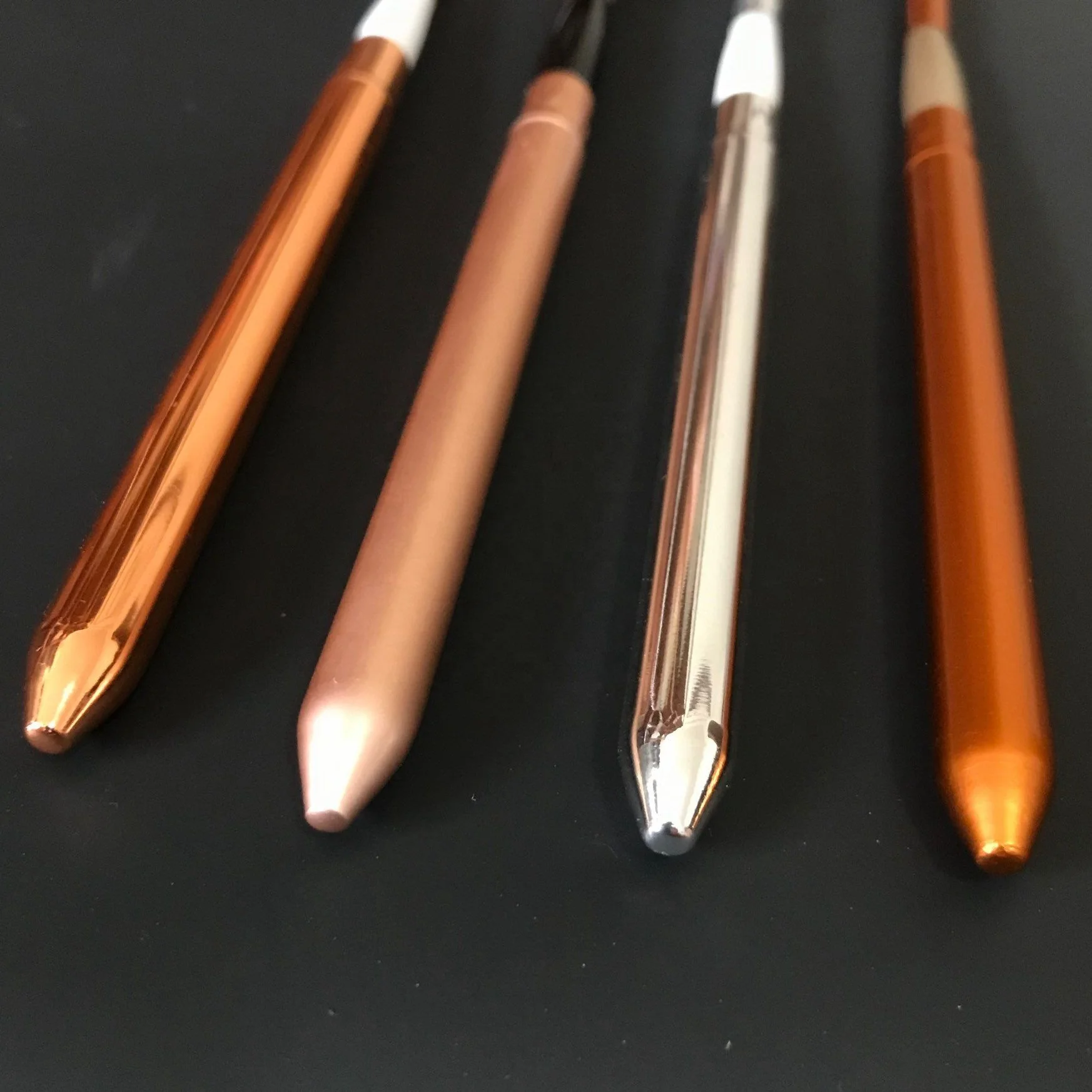 Nylon Bristle Eye Brush With Cap Retractable Eyelash Mascara Brushes