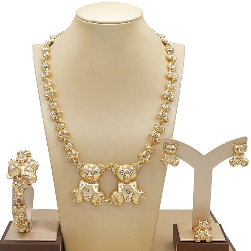 

American Diamond Hug and Kiss Xoxo Fashion Jewelry Set Hot Sale Dubai Gold Plated Big Teddy Bear I Love You Jewelry Set X0045
