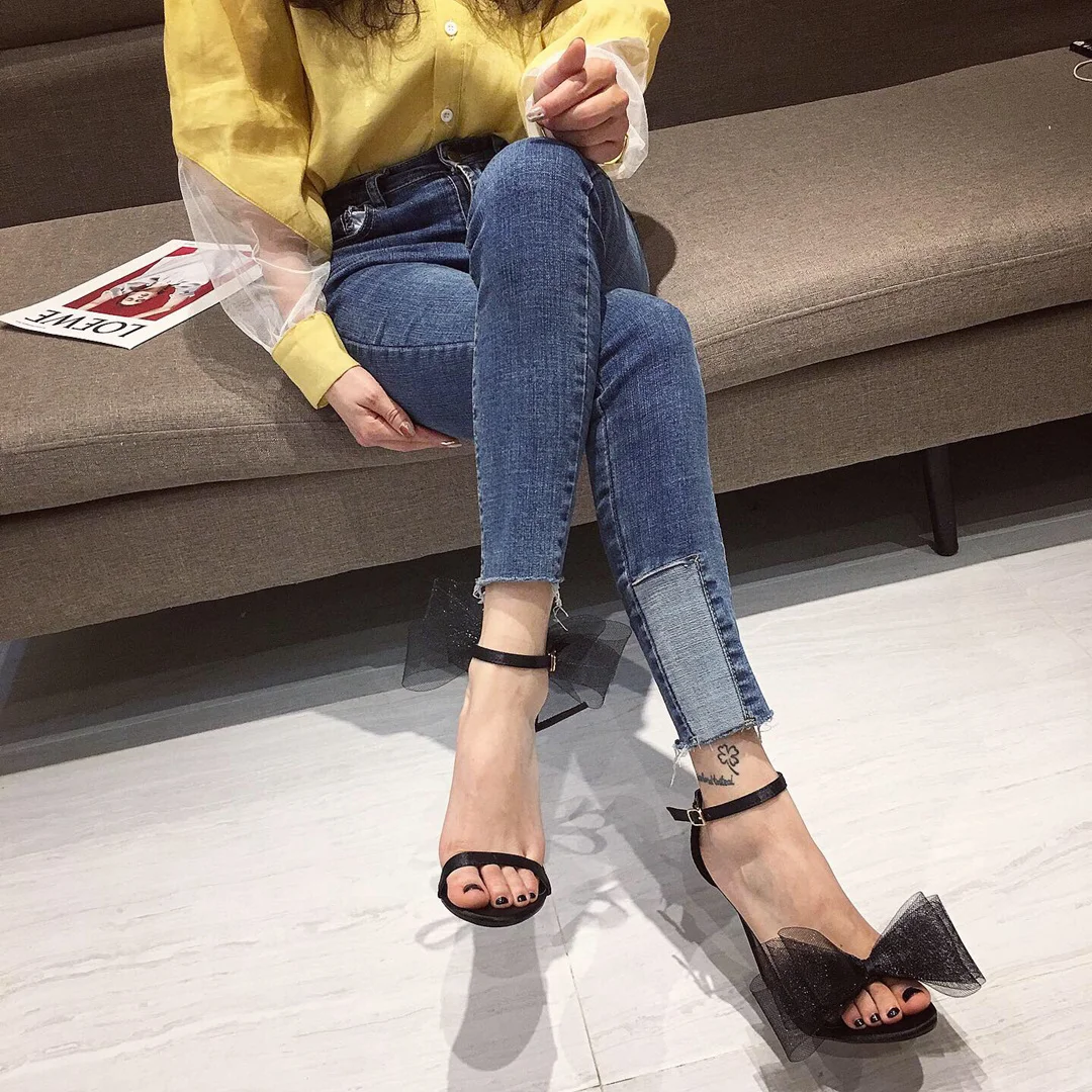 

Fashion Sandals Shoes 2020 bowknot Buckle Strap Stiletto Heel High Heels Sandal Net Yarn Big Bow Ladies Shoes black white