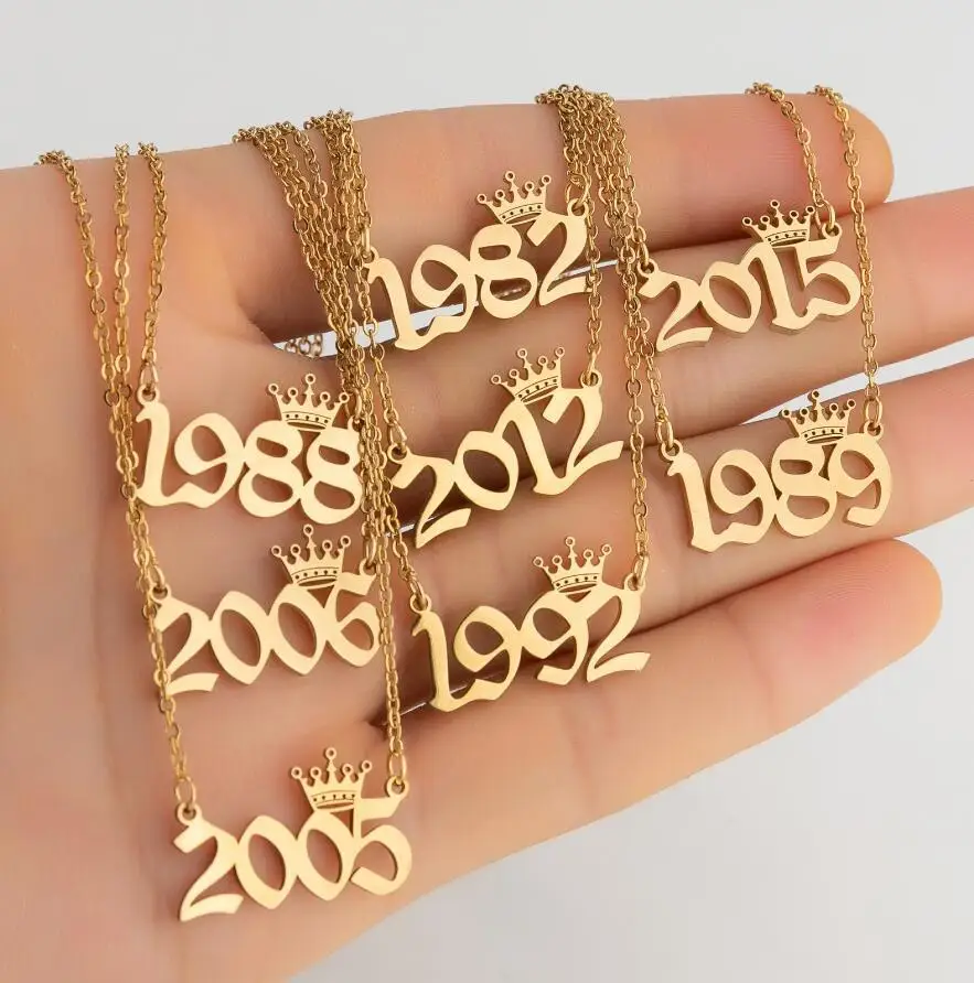 

Diy Personalized New Stainless Steel Birth Year Necklaces Gold Silver Old English 1980-2020 Crown Year Letter Necklace