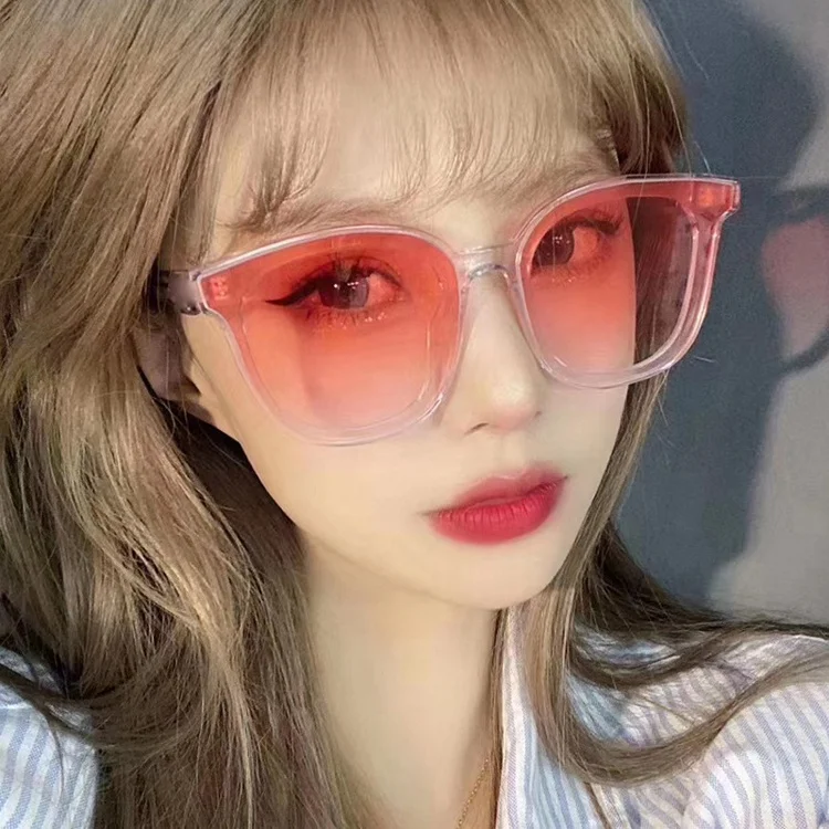 

DOISYER 2021 Korea Brand Design Gradient Sun Glasses Unisex Sunglasses Shades Candy Color