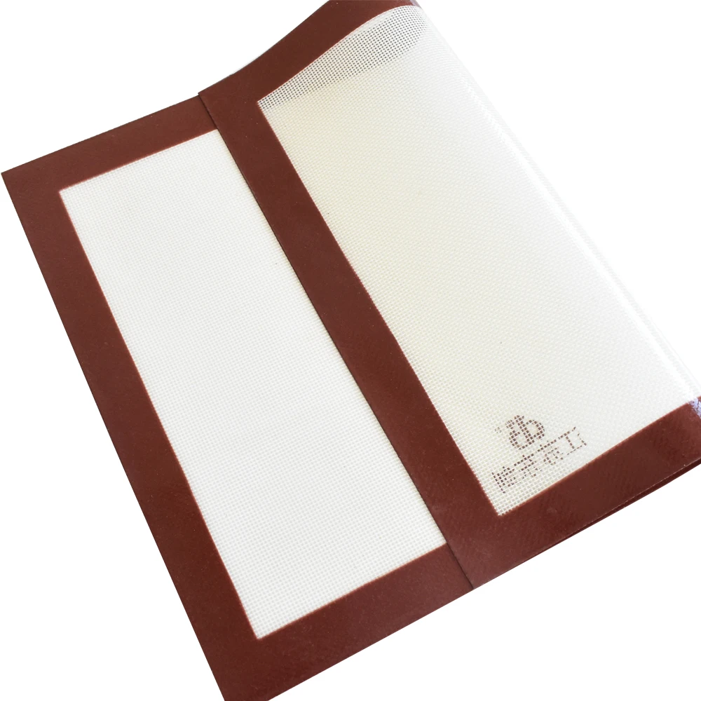 

Custom Logo Food Grade Heat-resistant Non-stick Reusable Silicone Baking Mat, Brown/ black