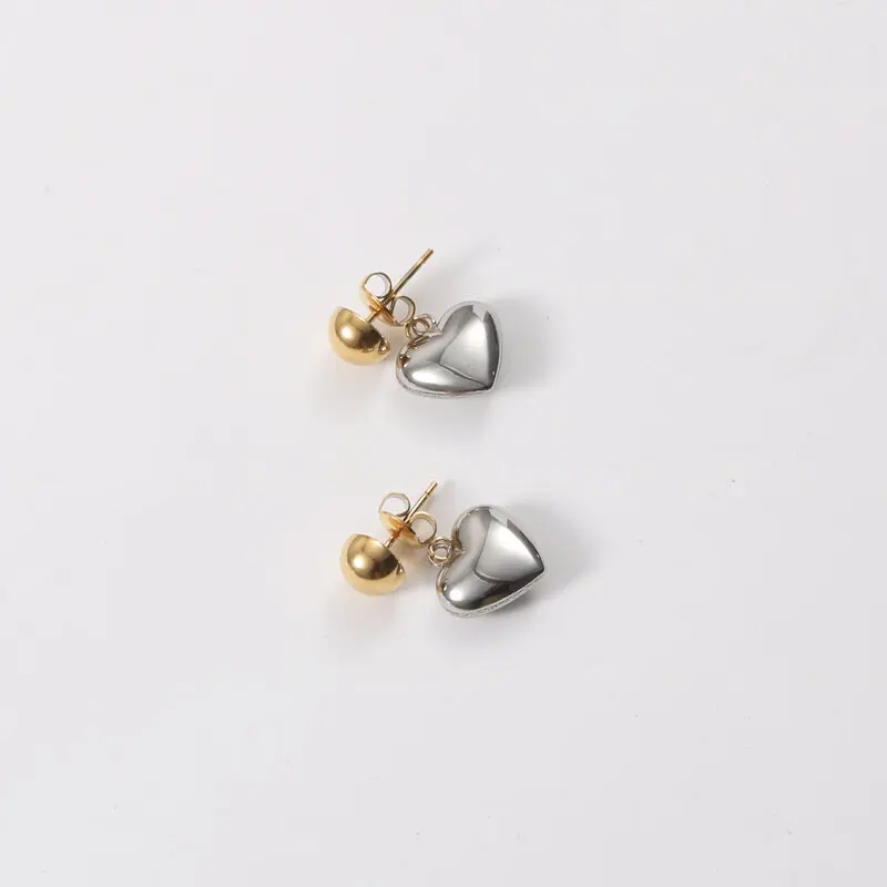 

Fashion Jewelry Waterproof 18K Gold Plated Two Tone Hollow Heart Pendant Stud Earrings Stainless Steel Earring YF3614