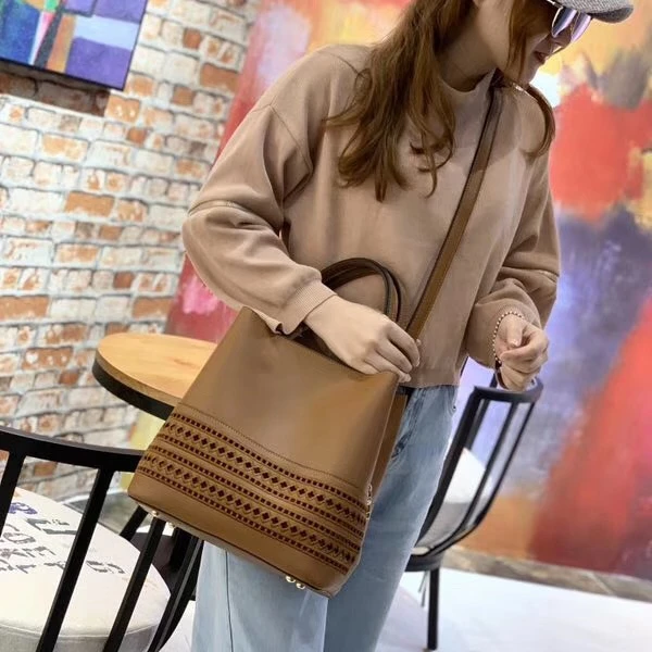 

2021 New York Pu leather crossbody bag new design 2-in-1 femme handbag