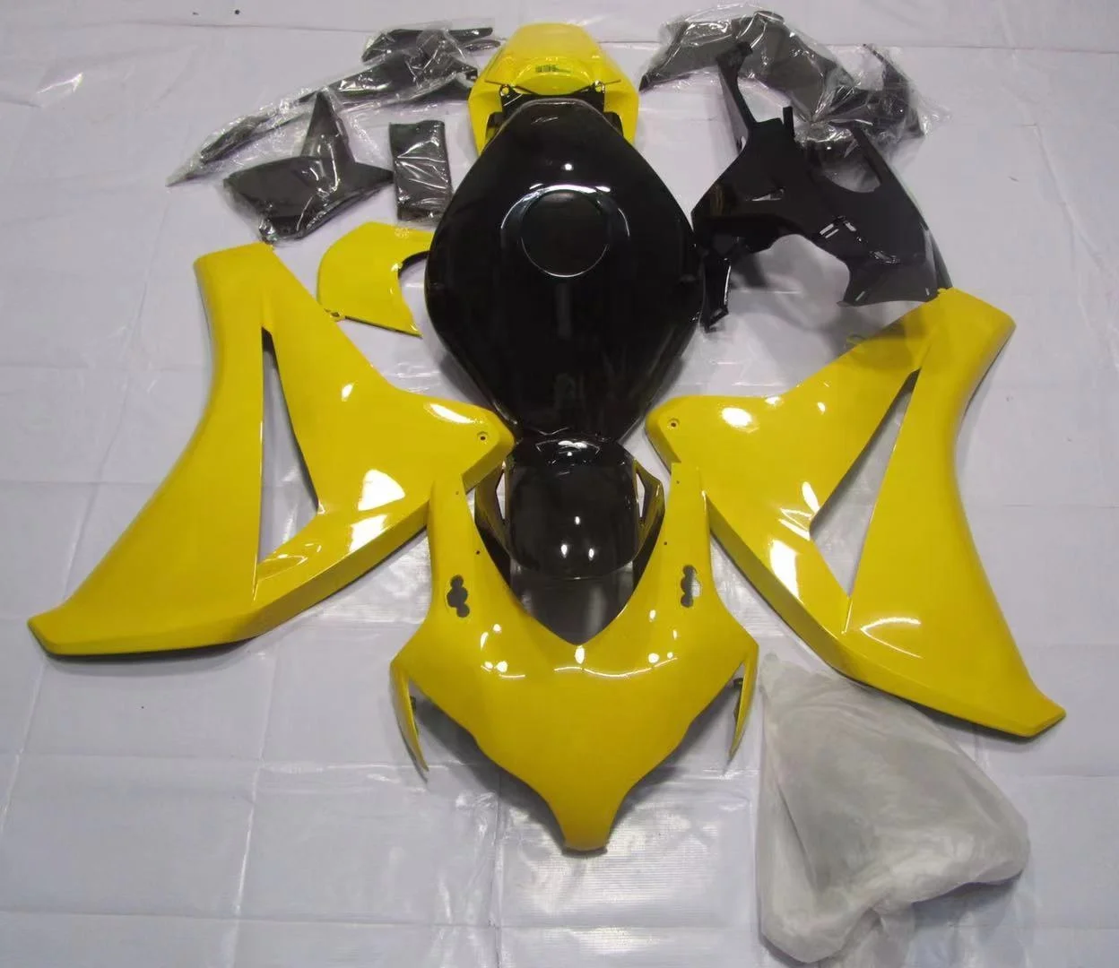 

2021 WHSC Motorcycle Fairing Body Kit For HONDA CBR1000 2008-2011 Yellow, Pictures shown