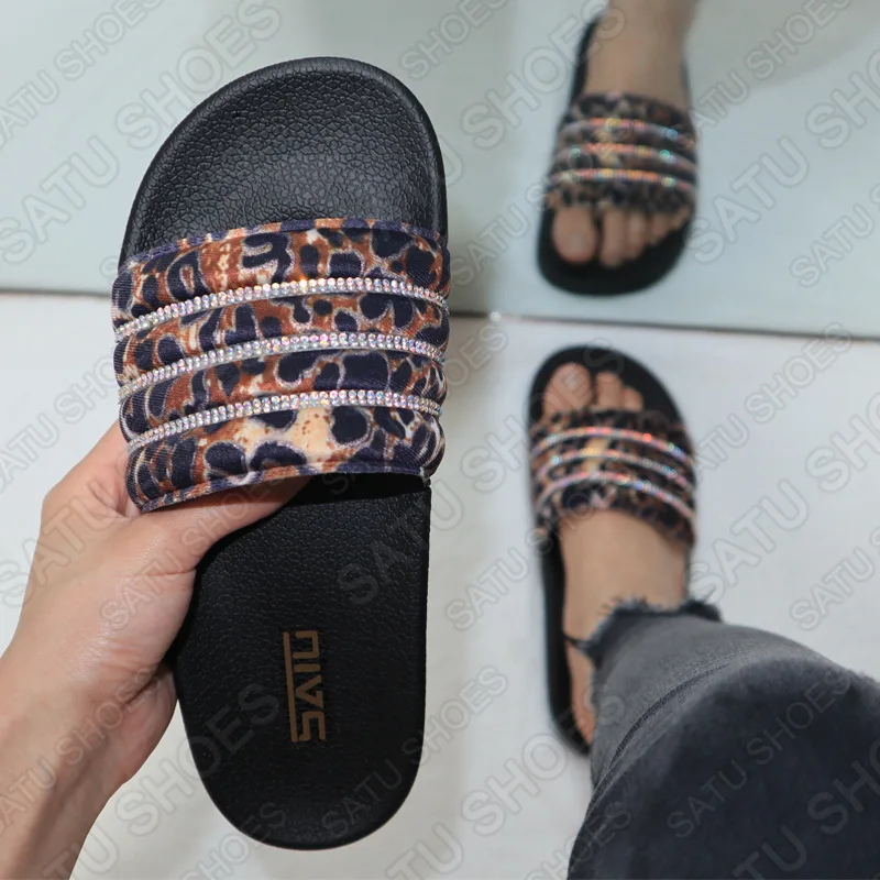 

Slippers for women girls slip on Leopard print rhinestone flat slippers