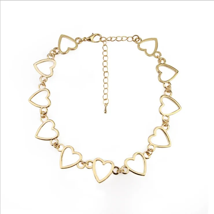 

Temperament joker love hollow out short heart necklace elegant and sweet necklace