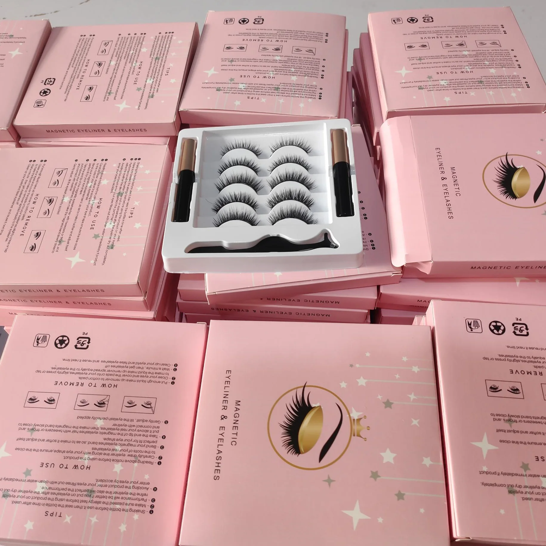 

Magnetic eyelash set wholesale 5 pairs magnetic lashes 2 eyeliner and tweezers general packaging