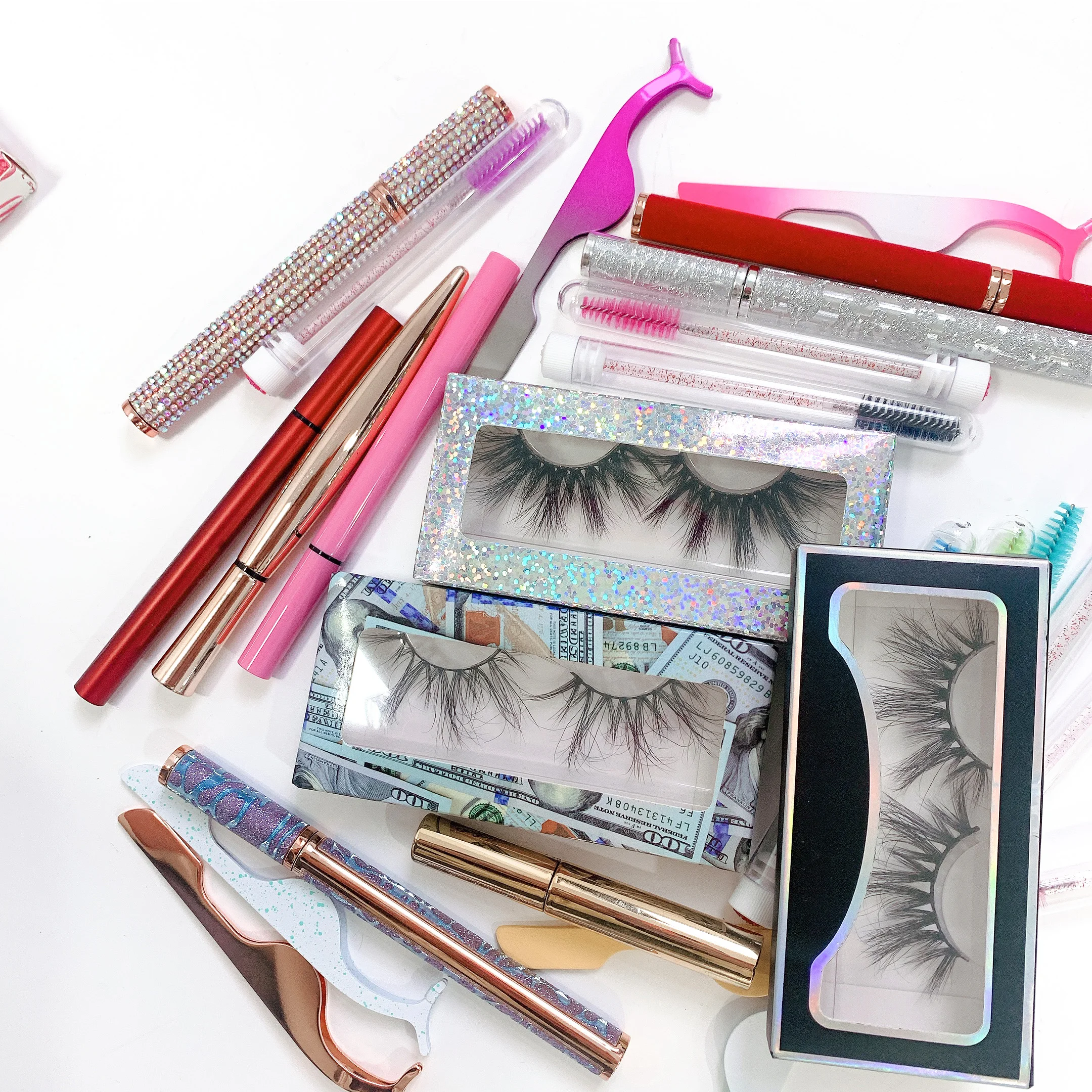 

High Quality Custom Packaging Fluffy Eyelashes free sample Vegan Eyelashes with brush, Black color