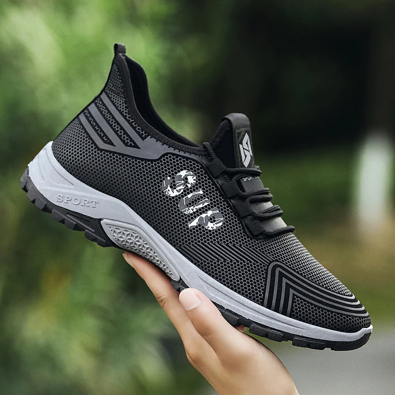 

551 2021 Cotton Shoes Wholesale Customized Running Shoes OEM High Quality Running Sneakers Fashion Brand Men's Casual Sneakers, Grey/red