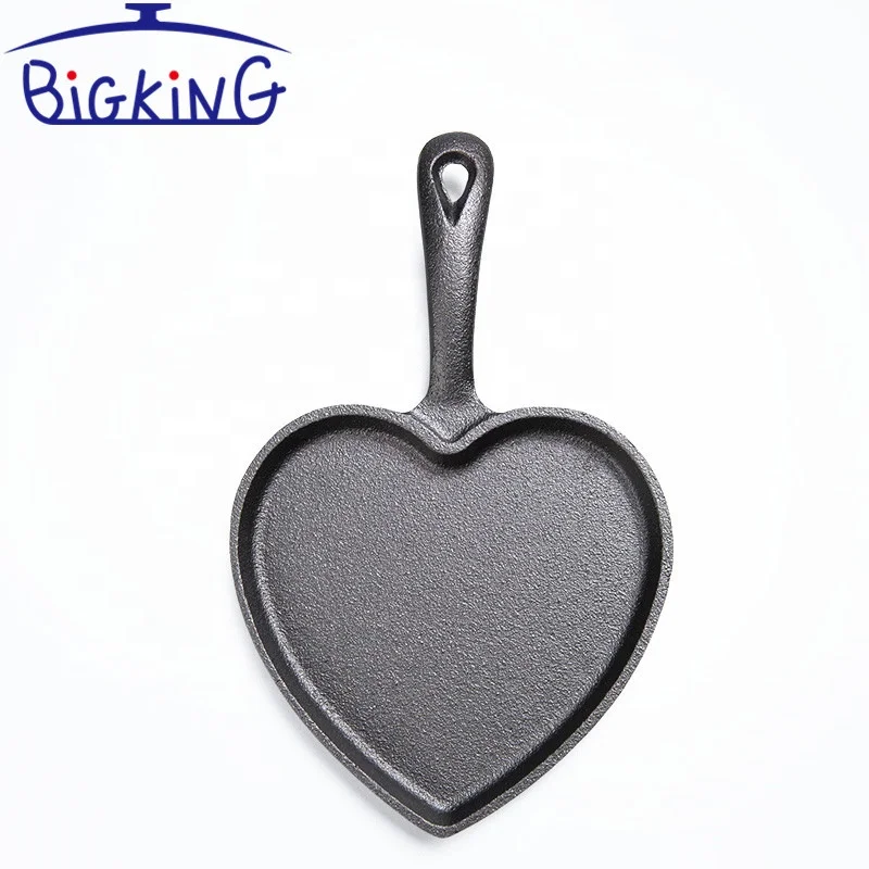 

mini OEM heart shape cast iron skillet