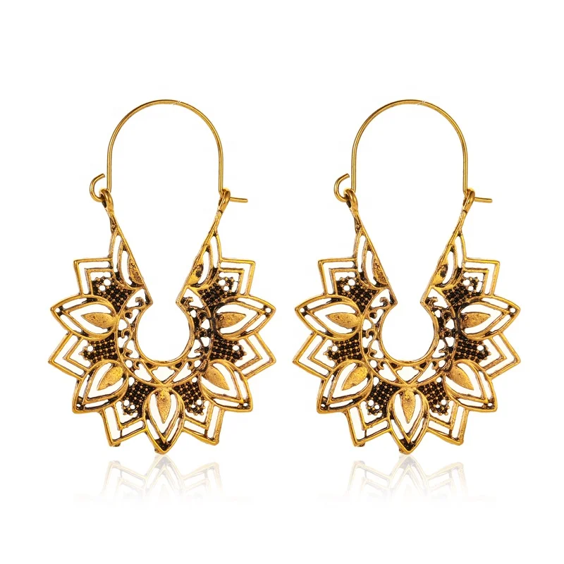 

PUSHI New boho national style hollowed-out antique flower metal earrings women