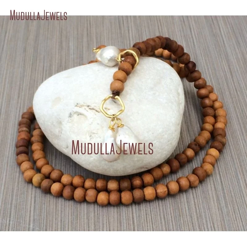 

NM12453 Lariat Necklace Freshwater Baroque Fireball Nuclear Pearls Boho Long Sandalwood Necklace Wood Bead Pearl Mala Necklace