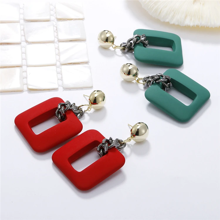 

2022 Wholesale Vintage Women Bohemian Jewelry Square Geometric Personality Drop Earrings, Red/green