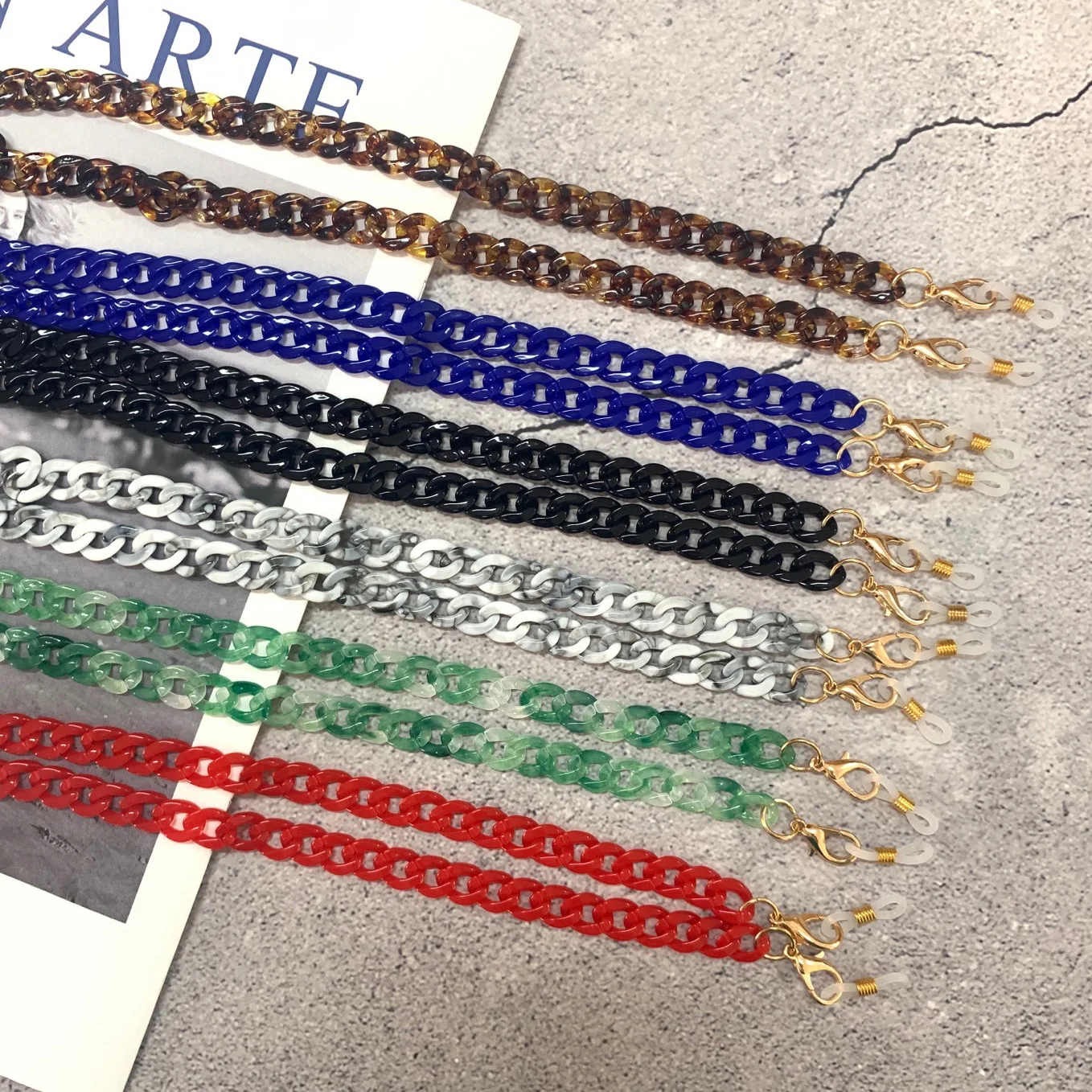 

20221 Latest All-match Amber Acrylic Eye Glass Chain Fashion Sunglasses Chain, 9 colors/customizable