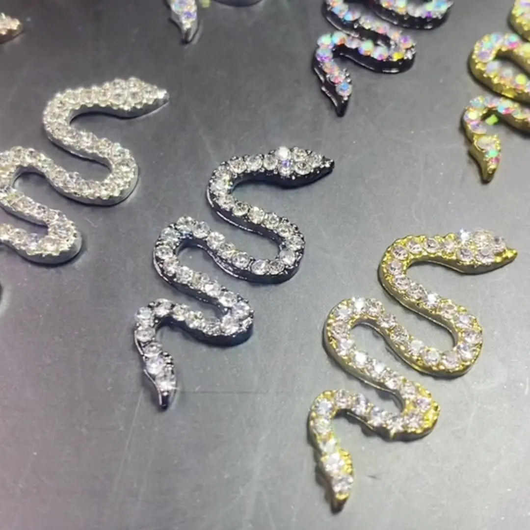 

8 Type Rhinestone Snake Nail Art Charms