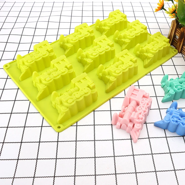 

Silicone 9 Holes Cartoon Train Shaped Cake Mold For Chocolate Desserts Pudding Baking Cakes Decorating Tool Biscuits Molds Ship