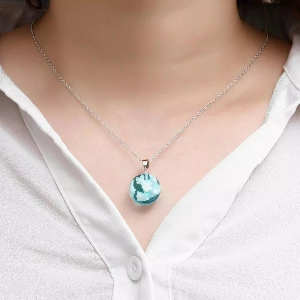 

Chic Blue Sky White Cloud Chain Necklace Transparent Resin Rould Ball Moon Pendant Necklace for Women