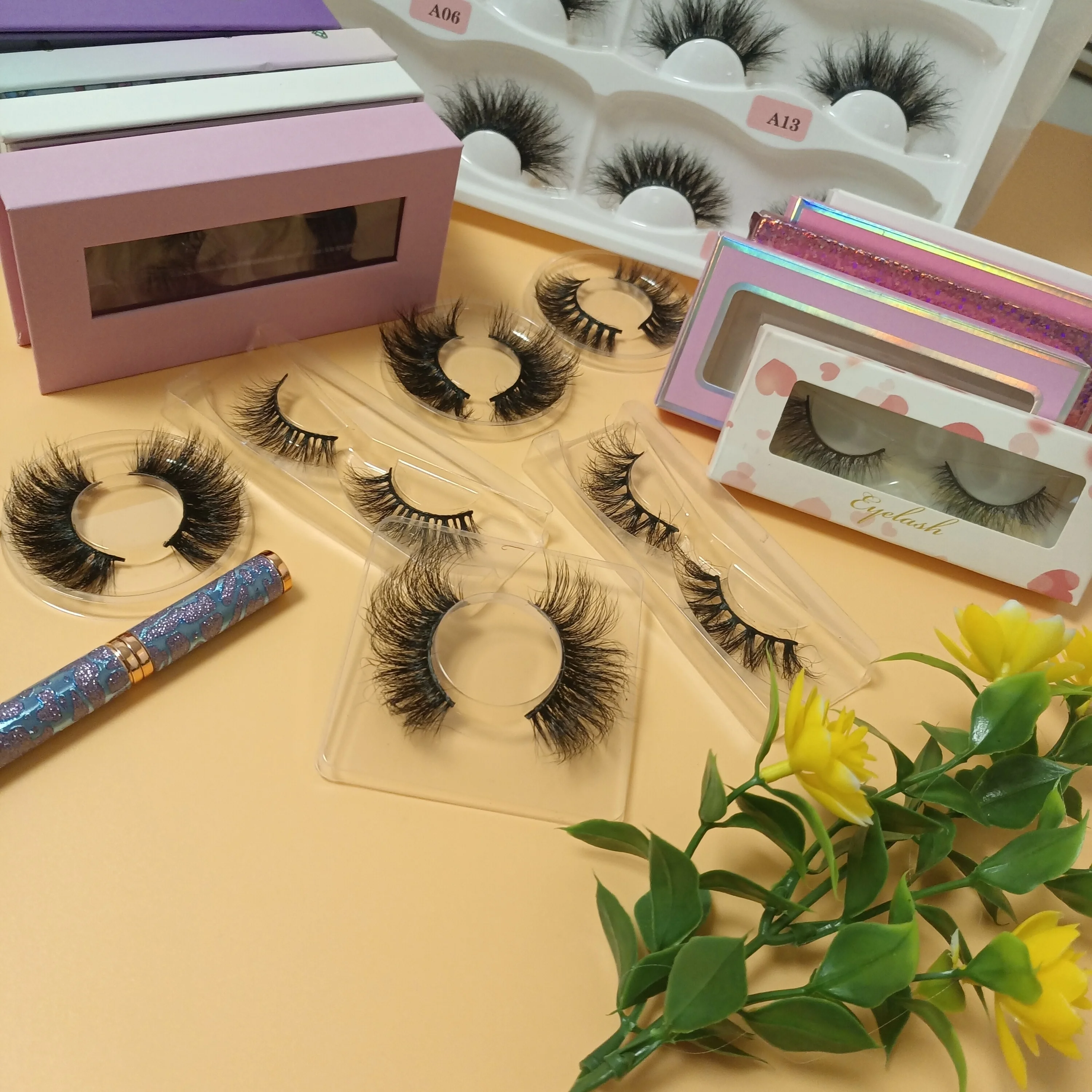 

3d mink eyelashes natural lashes eye lashesh lashbox packaging mink lashes 3d wholesale vendor, Natural color