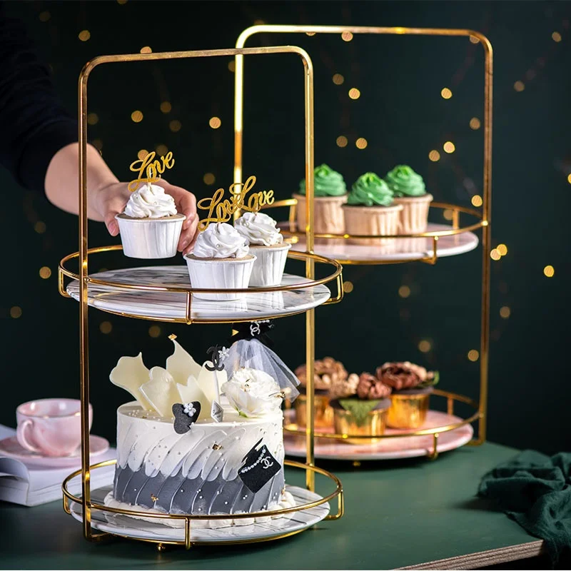 

Beijing New Style Luxurious 60cm Big Cake Stand Round Acrylic Crystal Wedding Cake Stand For Wedding Tea Party Dessert Rack, Natural