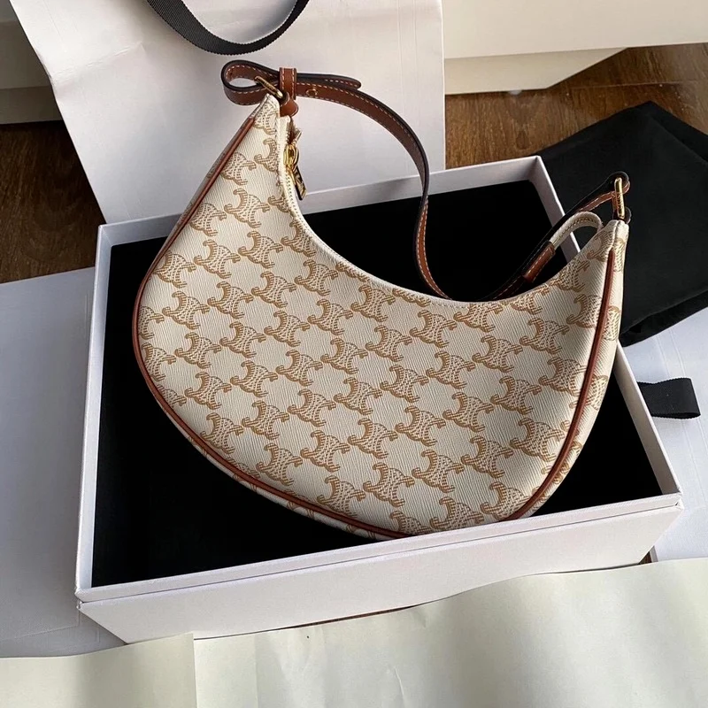 

Genuine Leather Underarm Bag Retro White Flower Print Coated Shoulder Bag