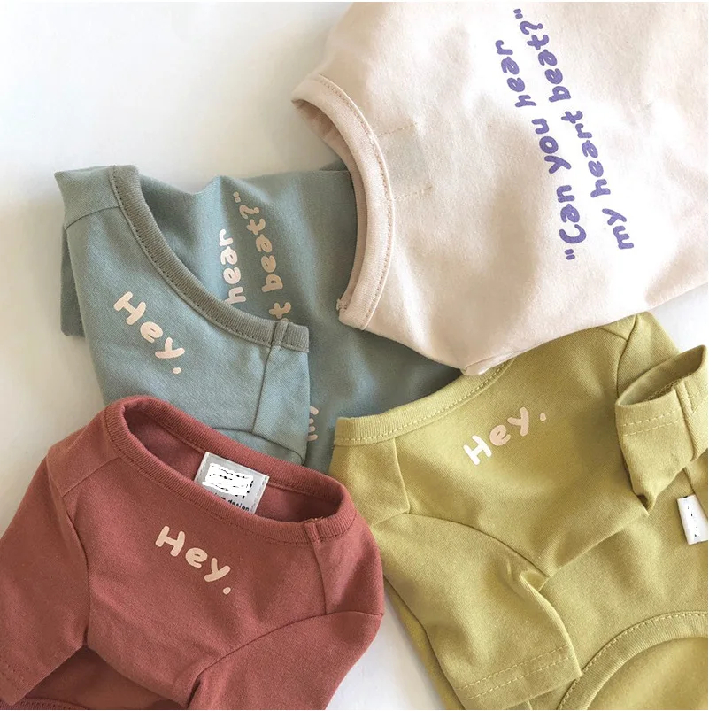 

INS latest style spring and summer Korean cute pet dog cat simple printing base T-shirt