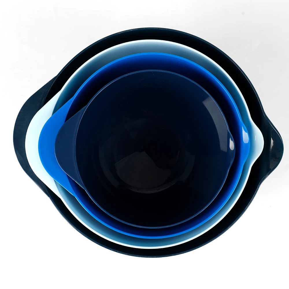 

Custom Set of 3 Large Cake Salad Mixing Bowl Set with Pour Spout