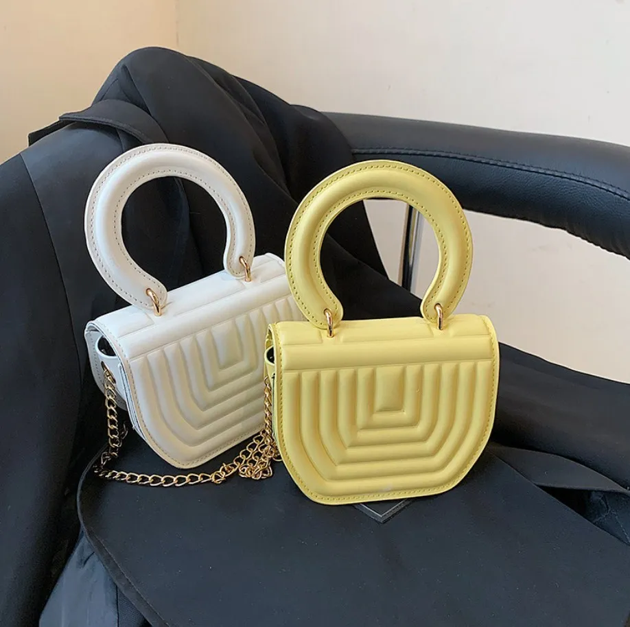 

2021 Wholesale ins handbags high quality women phone bags chain crossbody bags for ladies
