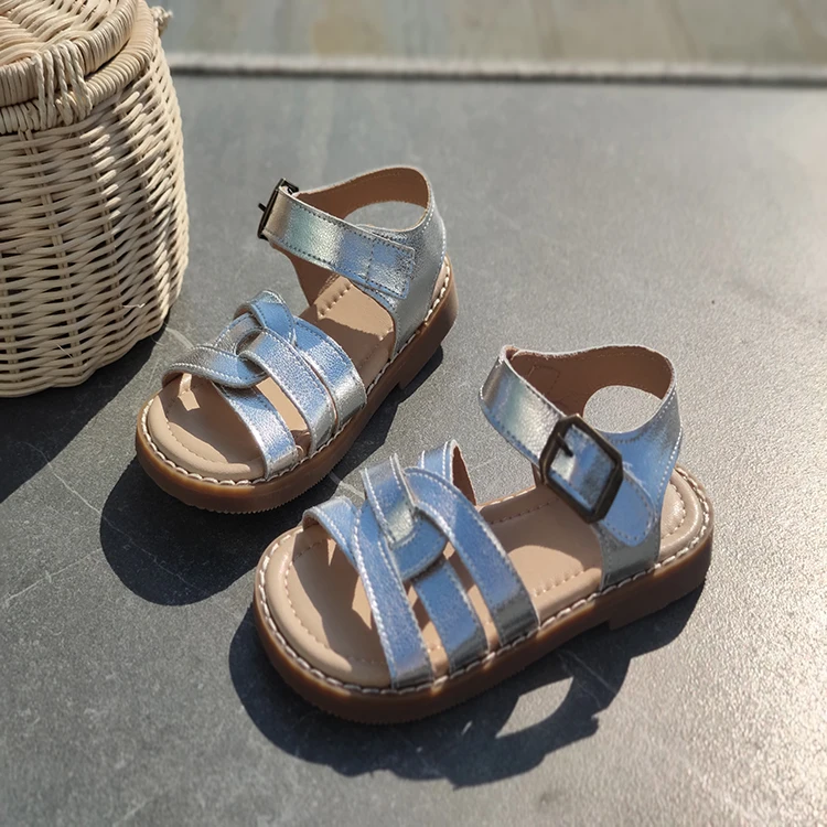 

2021 Summer Girls Sandals Cross-tied Band Ankle Strap Baby Kids Shoes Black White Princess Shoes Gold Children Beach Shoes, 3 color