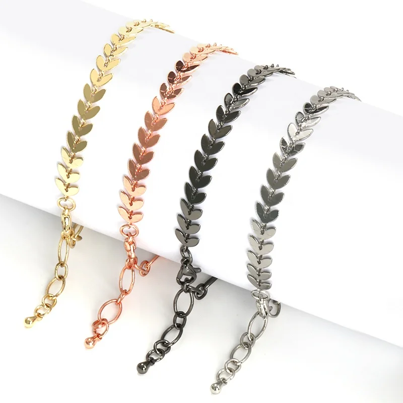 

2022 Jewelry Leaf charms Shape Bracelet Bangle Minimalist Variety Women Wrist Jewelry Accessories Custom Chain Bracelet