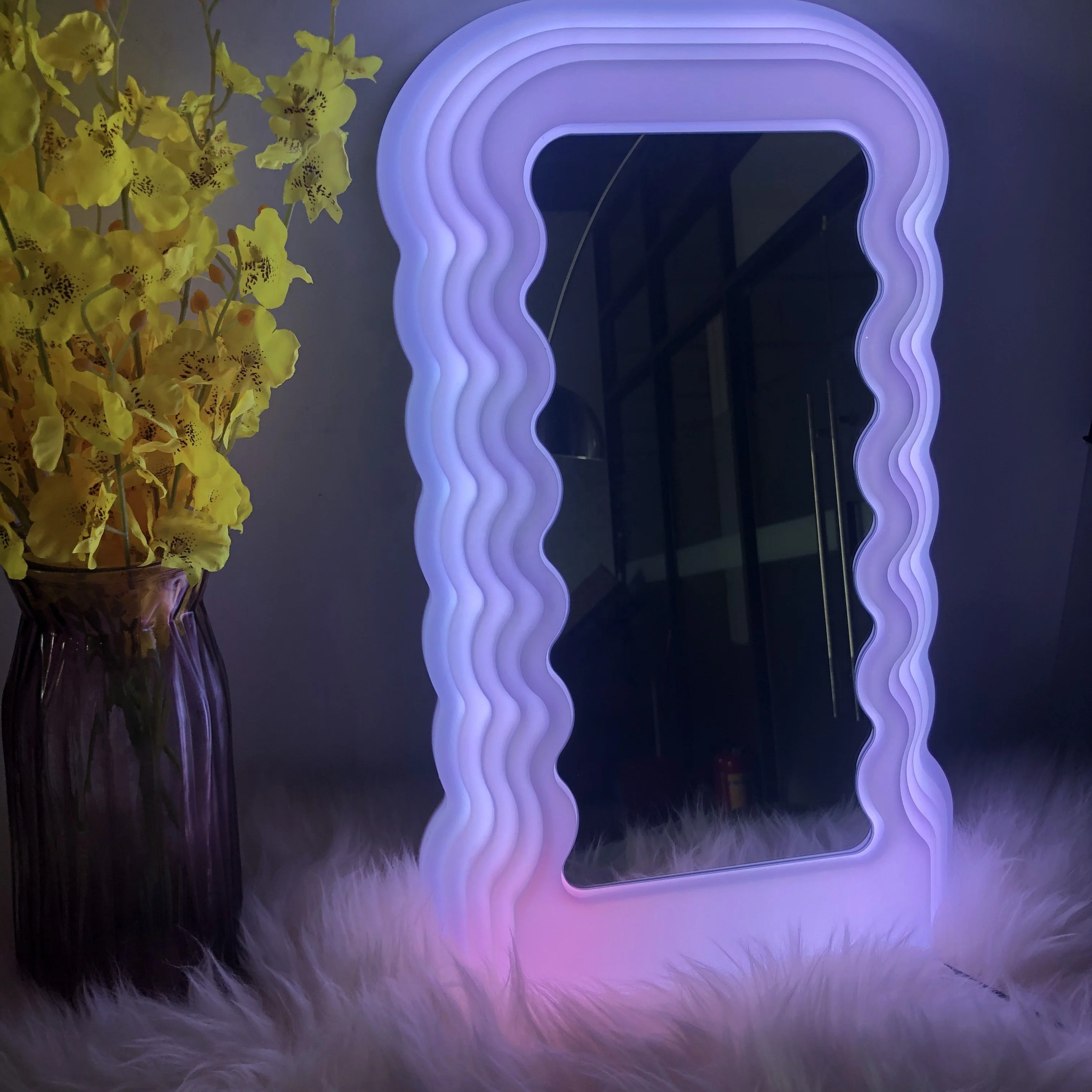 

Modern Design Style Plastic European fashion luminous Hallway Hair Salon Designs LED Illuminated Mirror