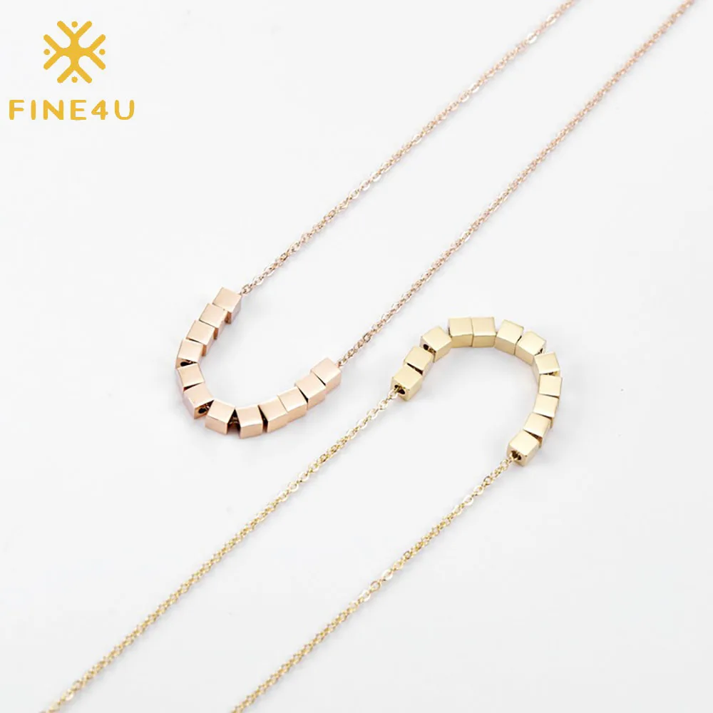 

2021 new fashion rose gold plated women jewelry stainless steel tiny square pendant necklace