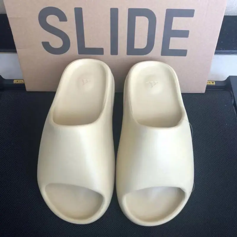 

Fashion Custom Logo cute slippers Good Price, Customized color