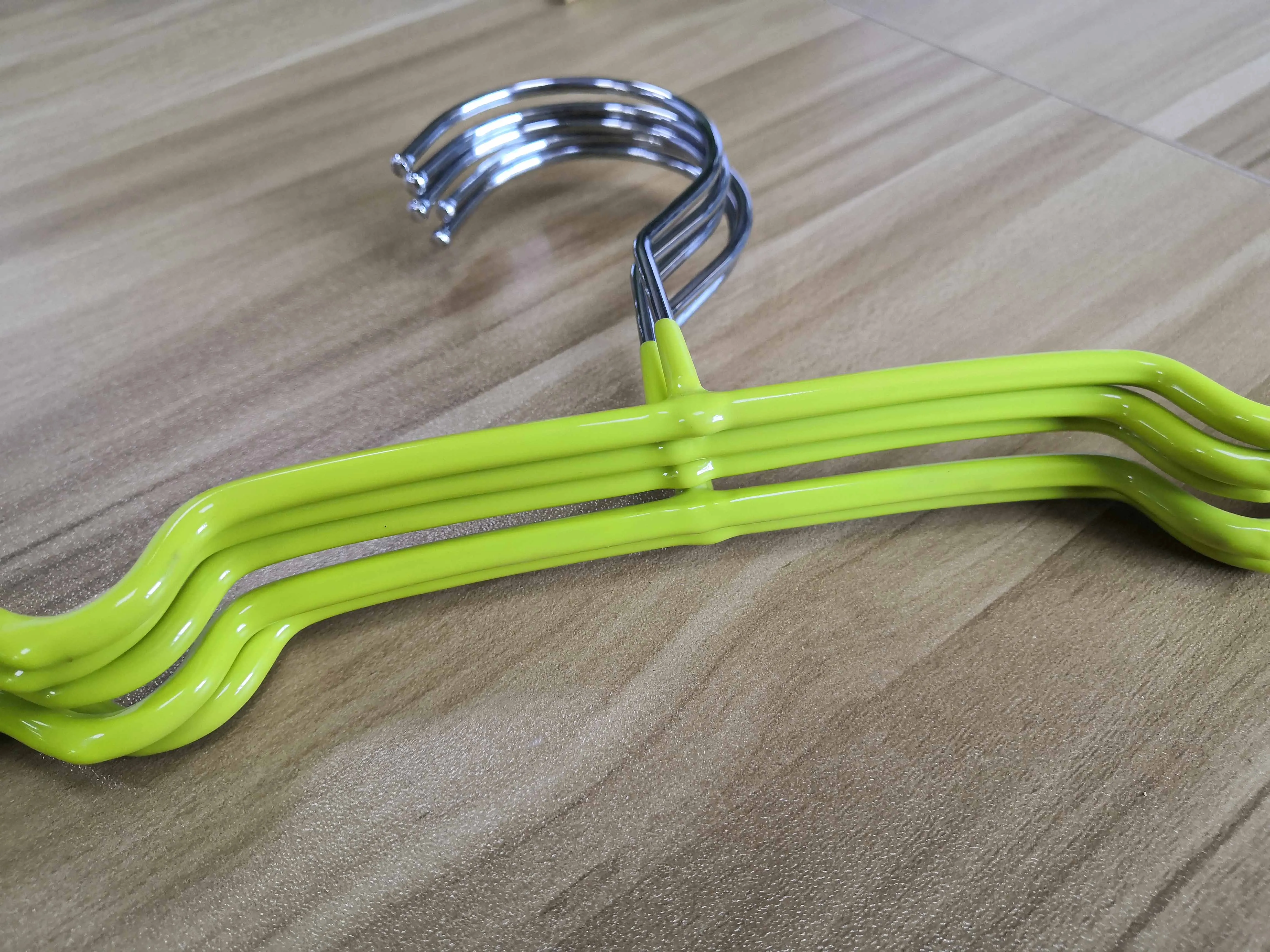 wholesale laundry wire coat hangers for metal clothes wire