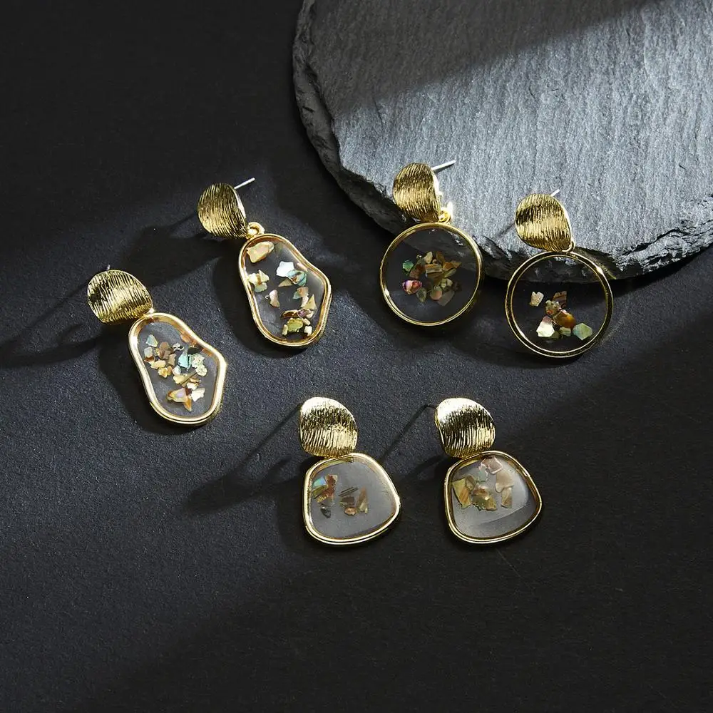 

Fashion Round Broken Shell Earrings Wild Pearl Micro-set Drop Gel Shell Earrings