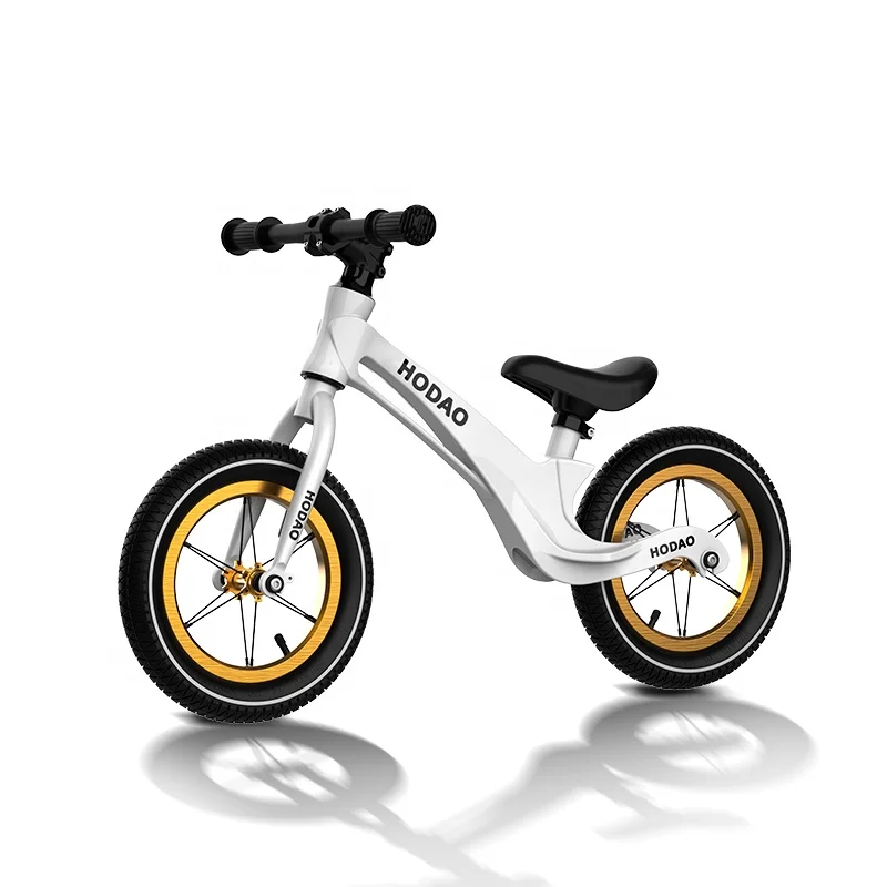 

Hot Sell Cheap Promotional Gift No Pedal Slide Kids Balance Bike For Baby