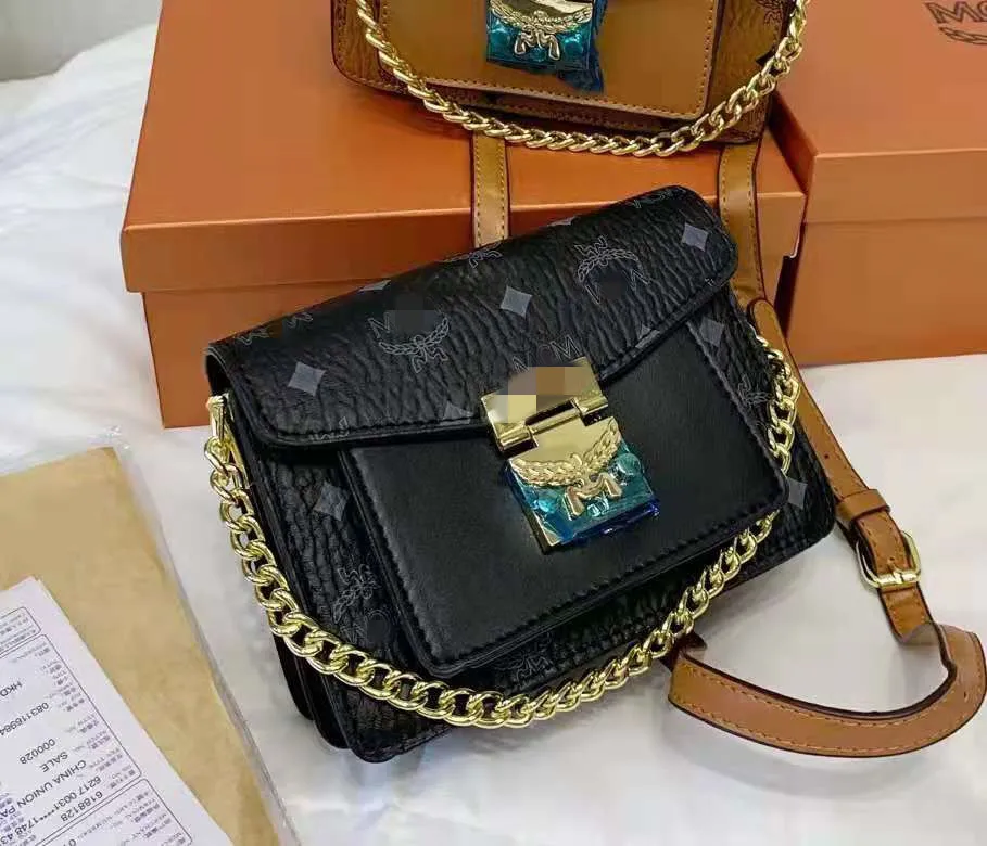 

Brand, luxury.Handbags, designer bags, shoulder bags