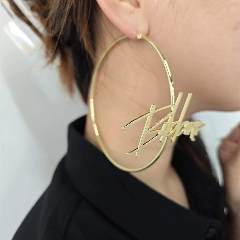 

Lateefah OEM Custom Name Exaggerated Hoop Jewelry Gold Plated Stainless Steel Earrings For Women Gift