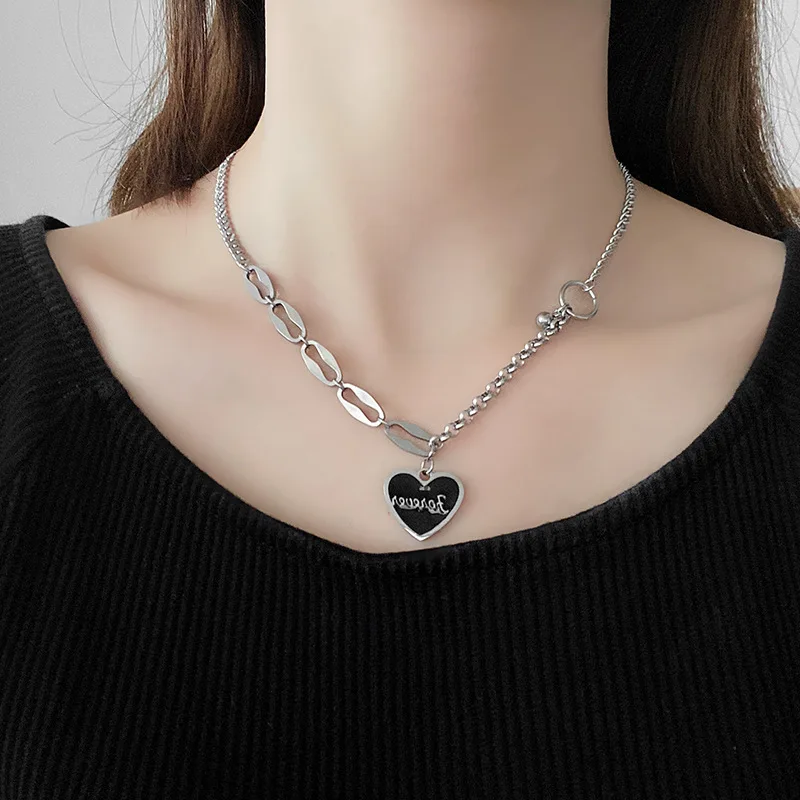 

2021 Fashion New Forever Heart Pendant Chain Necklace Stainless Steel Couple Hip Hop Jewelry Gift Wholesale, Silver color