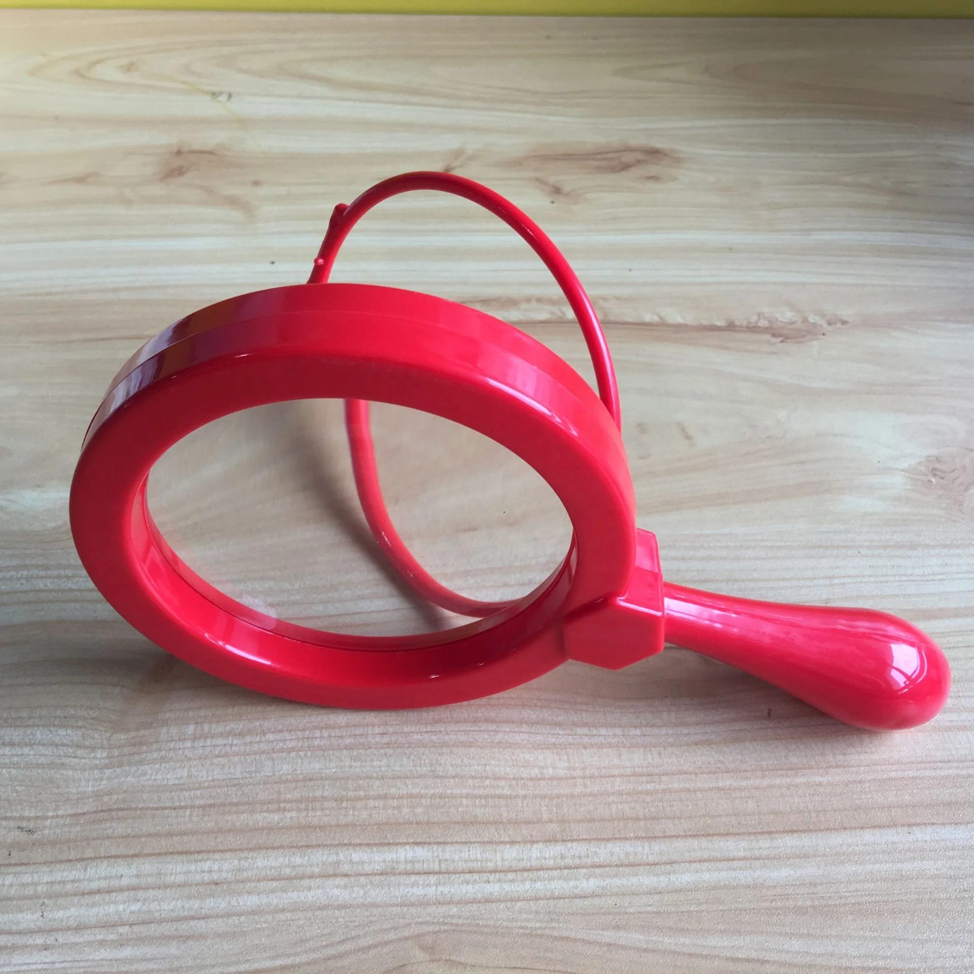 Colorful Hands Free Kids Jumbo Shatterproof Handheld Cheap Plastic