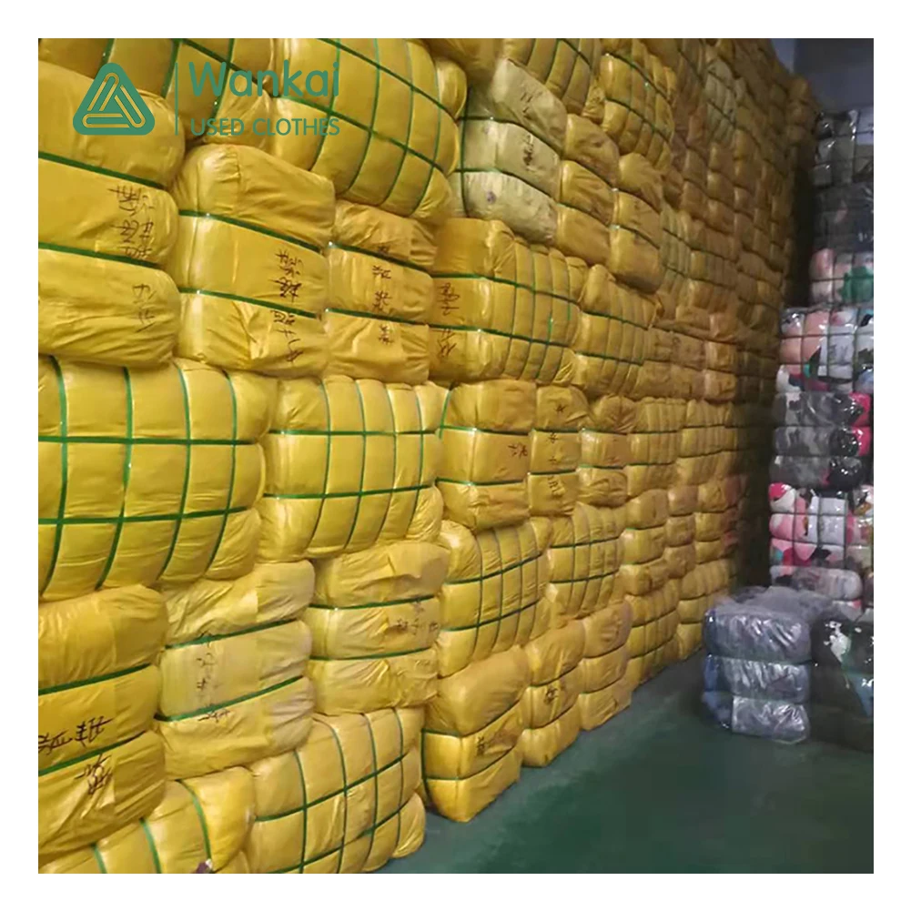

A Strict Screening Process And The Variety Is Very Complete, A Grade K Tees Used Clothes Bales, Mixed color