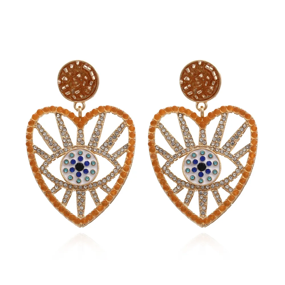 

Exaggerated Rice Beads Heart-Shaped Eye Earrings Retro Alloy Diamond-Studded Devil's Eye Earrings Women 2021, Like picture